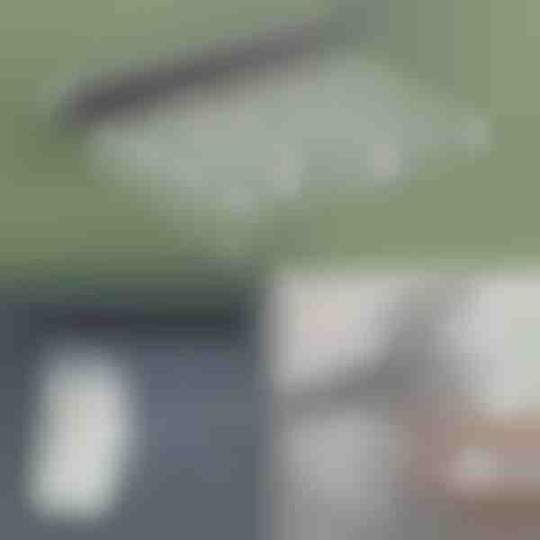 Αυτοκόλλητο πτυσσόμενο ράφι απλώστρα για ρούχα | VENTIDRY