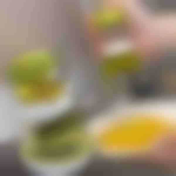 Βούρτσα καθαρισμού με διανομέα και βάση | BRUSKICA